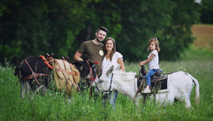 Oslí stezka - zážitková, vzdělávací a terapeutická oslí farma.