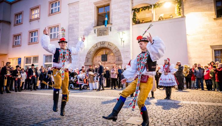 Slovácké krojované hody lze navštívit ještě v listopadu