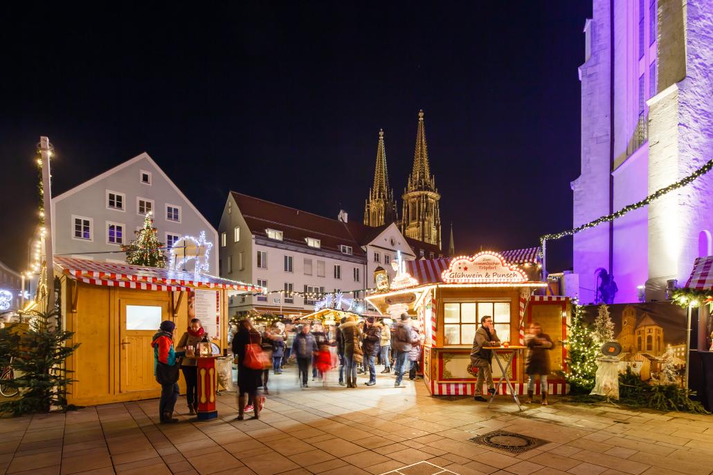 christkindlmarkt-neupfarrplatz-c-bilddokumentation-stadt-regensburg-1-1_2.jpg